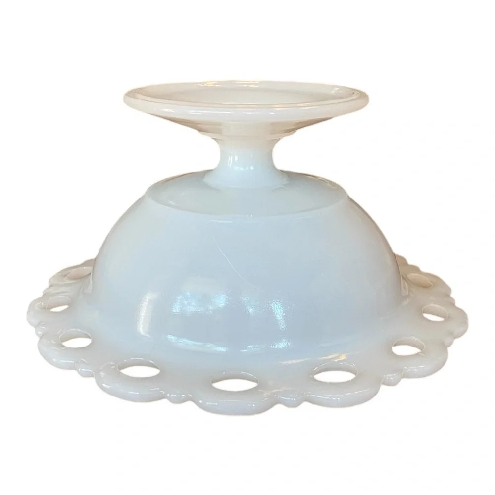 VTG Anchor Hocking Old Colony Milk Glass Lace Edge Pedestal Bowl Compote